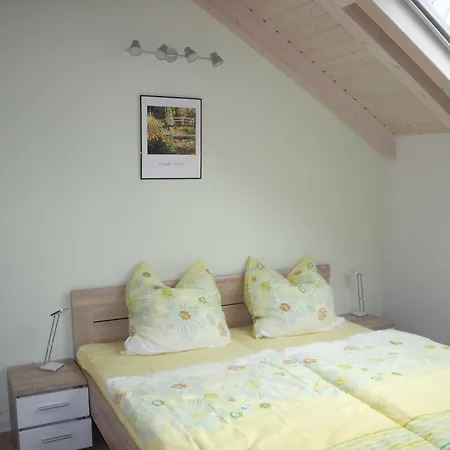 펜션 Doppelferienhaus Am & Wald 크라코프암지
